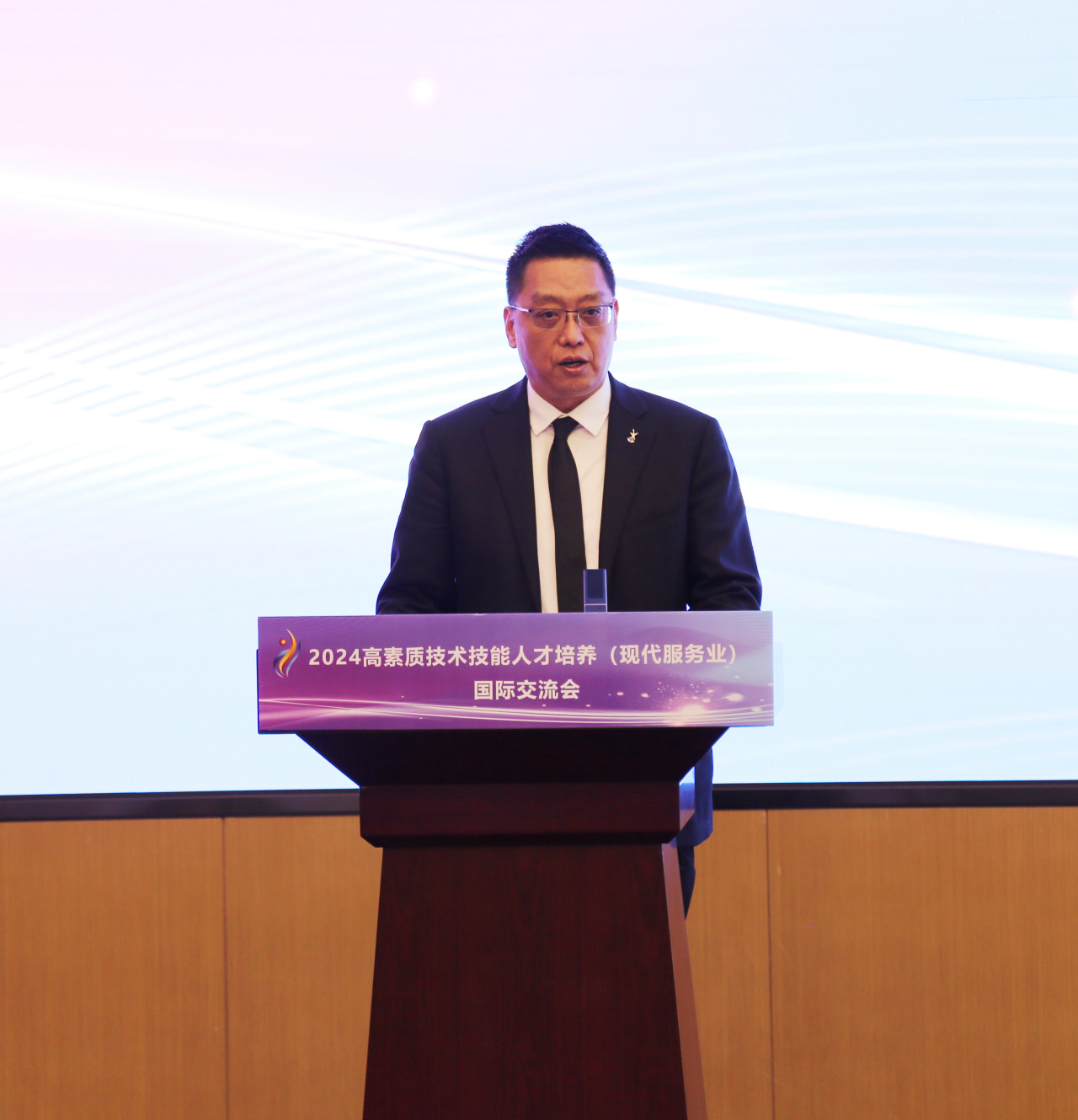 世界发型设计家协会 (ICD 中国)山东代表处会长许小东致辞